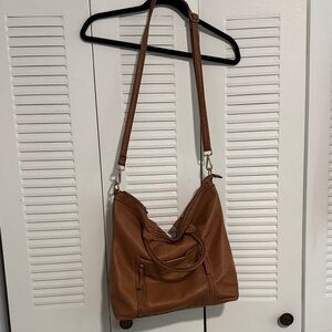 Classic Tan Shoulder Bag - Versatile Everyday Tote